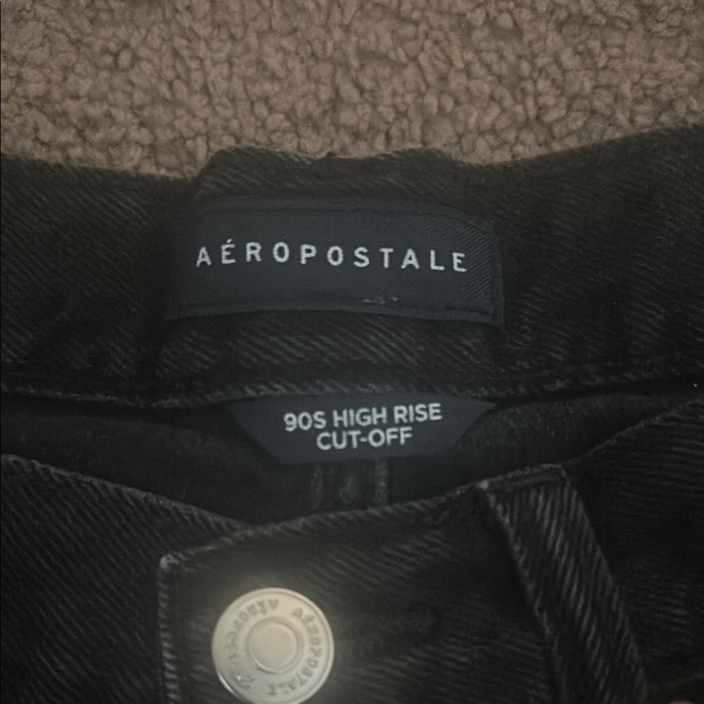 Aeropostale Jean Shorts w Frayed Hem S3 - Picture 3 of 6